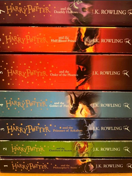 洋書 買取 墨田区 ｜Harry Potter 全7巻セット J.K. Rowlingを高価買取 